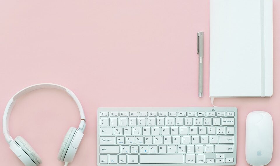 Experience Vinyl in its Purest Form: The Best Headphones for an Enhanced Listening Experience