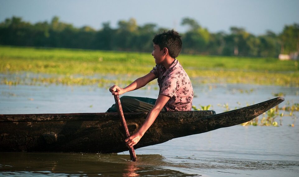The Future of Wallet Security: The World’s Smallest GPS Tracker