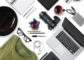 Connectivity and Convenience: Unveiling the Top Compact Cameras with WiFi and Zoom Capabilities