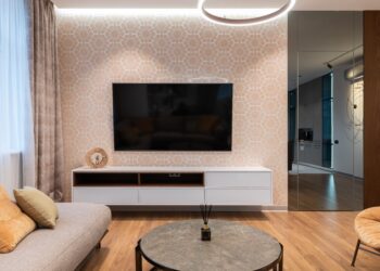 Enhancing Accessibility: The Best Smart TVs for Seniors in the UK