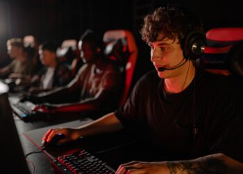 Elevate Your Gaming with Unparalleled Audio: The Top Headphones for Gamers