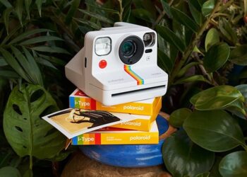Picture Perfect: A  Polaroid Generation 2 Review